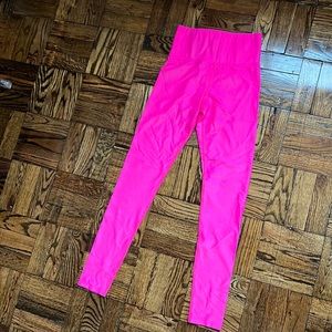 Carbon 38 hot pink leggings